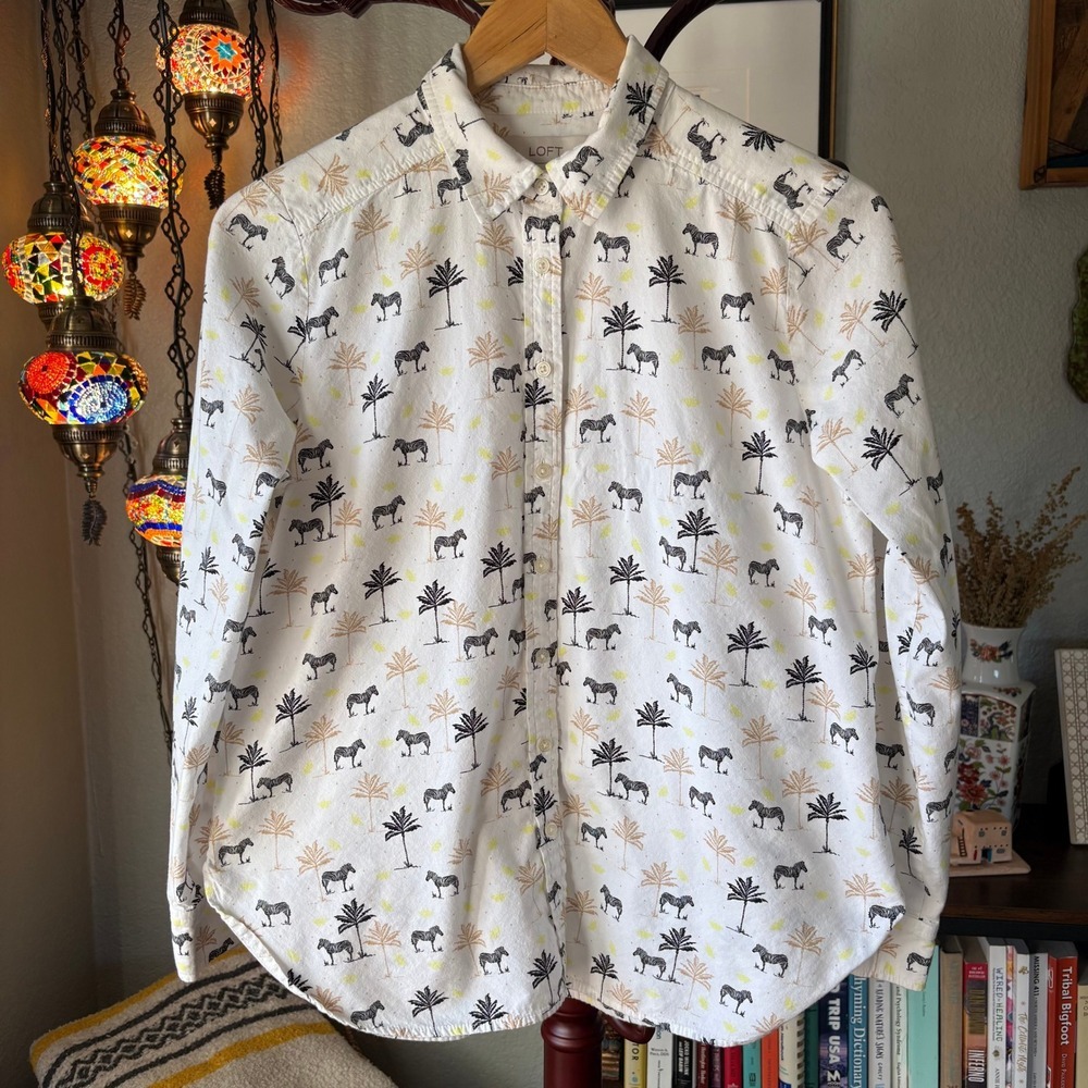 LOFT Size S Zebra Print Button Front Shirt Palm Tree Safari
